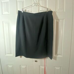 Jones New York Classic Black Pencil Skirt